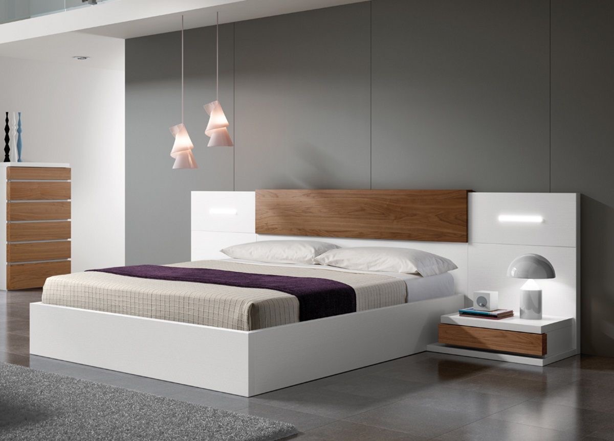 Bed by Smart Home Furniture